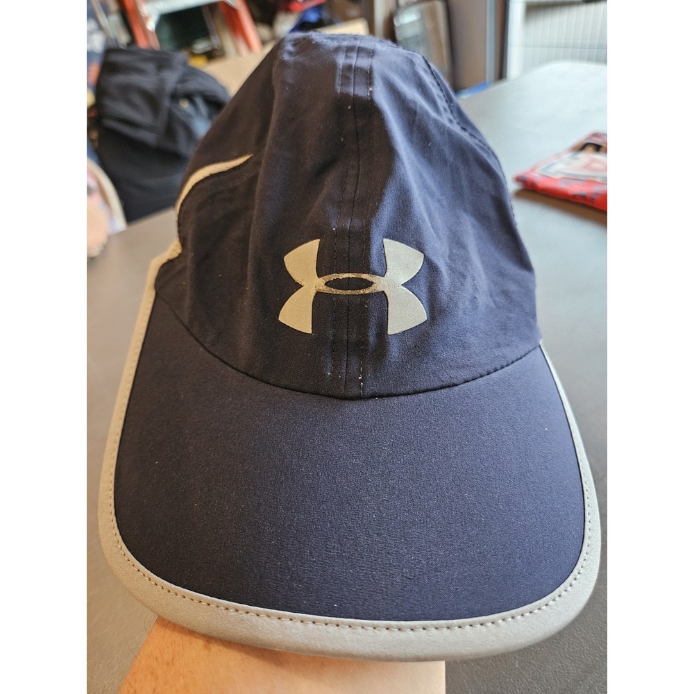 Under Armour Running Hat Cap Navy Blue Reflective Logo Mesh Adjustable Athletic